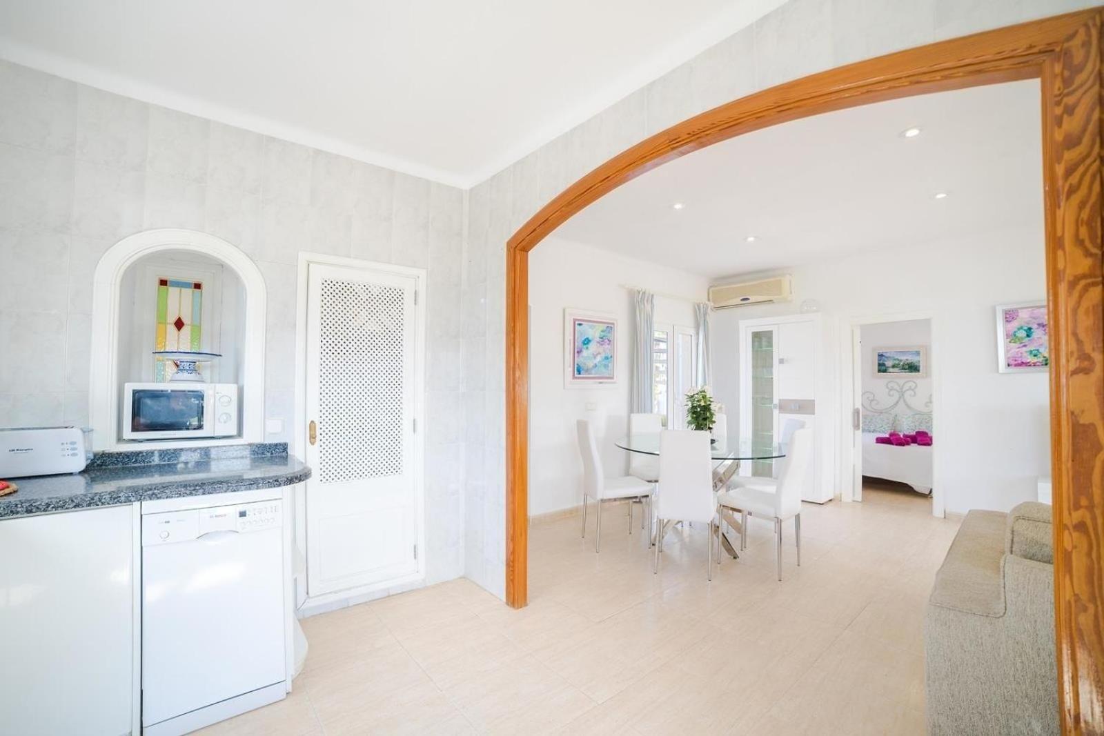 Schoene Kuerzlich Renovierte Mit Klimaanlage Und Meerblick In Barcares * Alcudia (Mallorca)